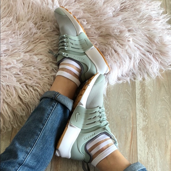 NWT Nike Air presto pastel mint - Picture 3 of 8